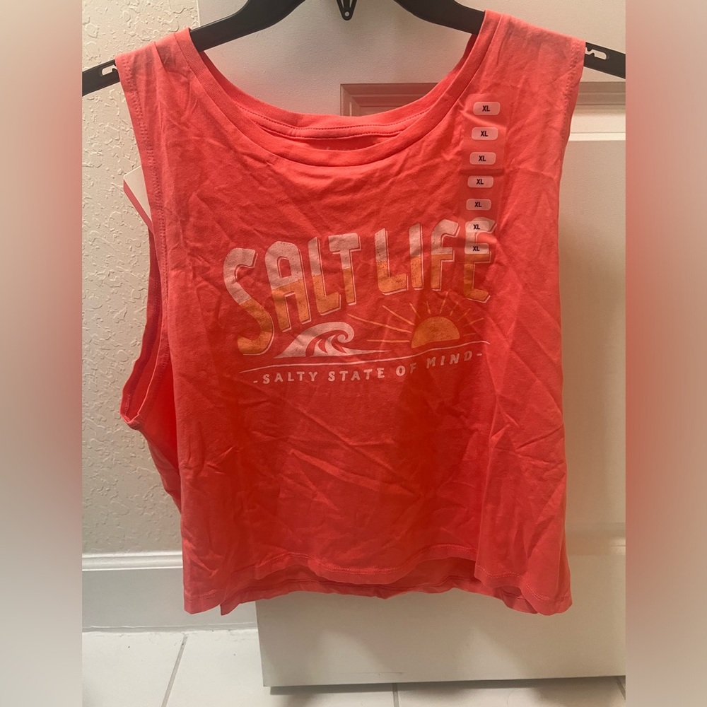Brand new salt life tank with tags